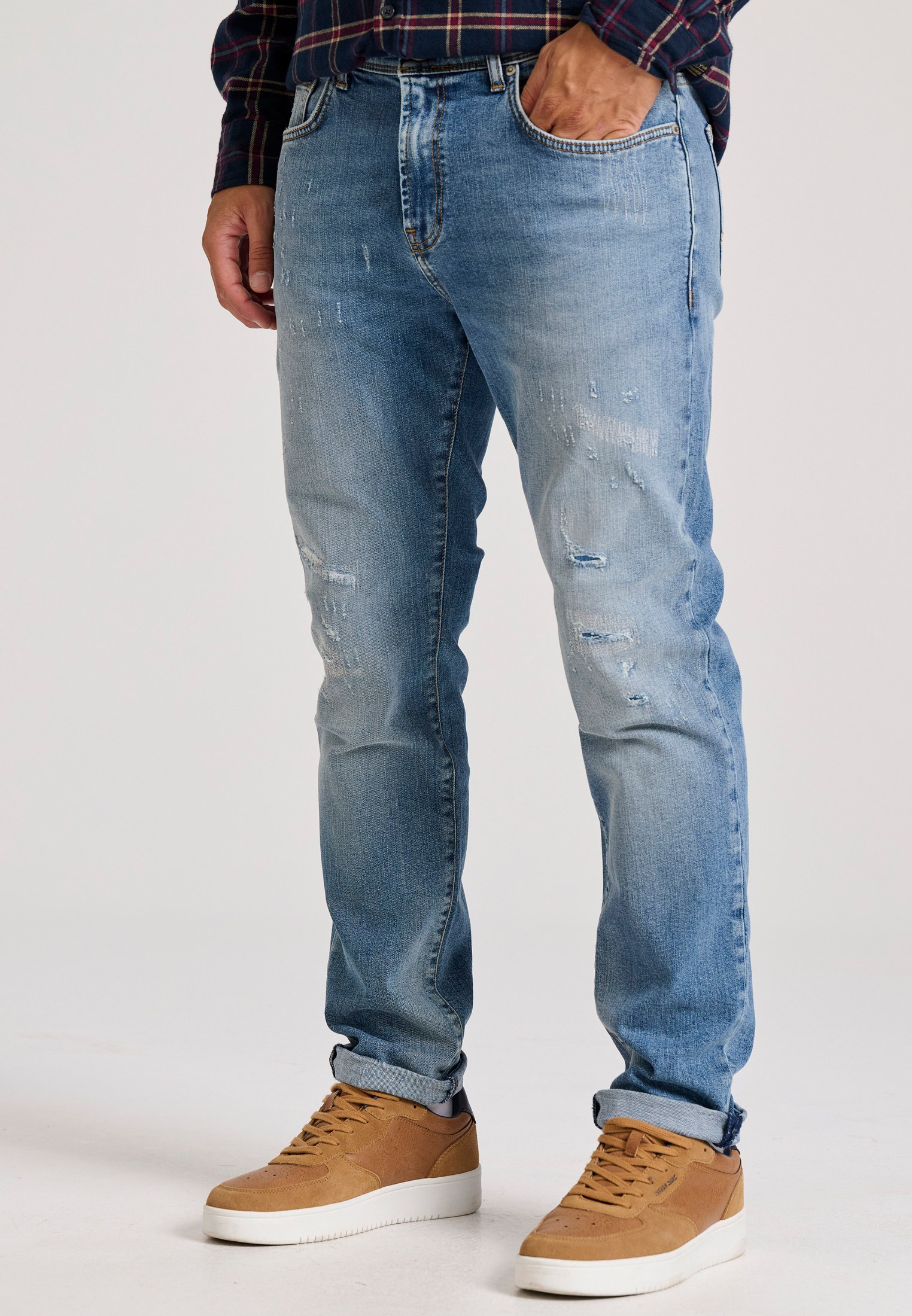 FBM010-093-02_LT BLUE