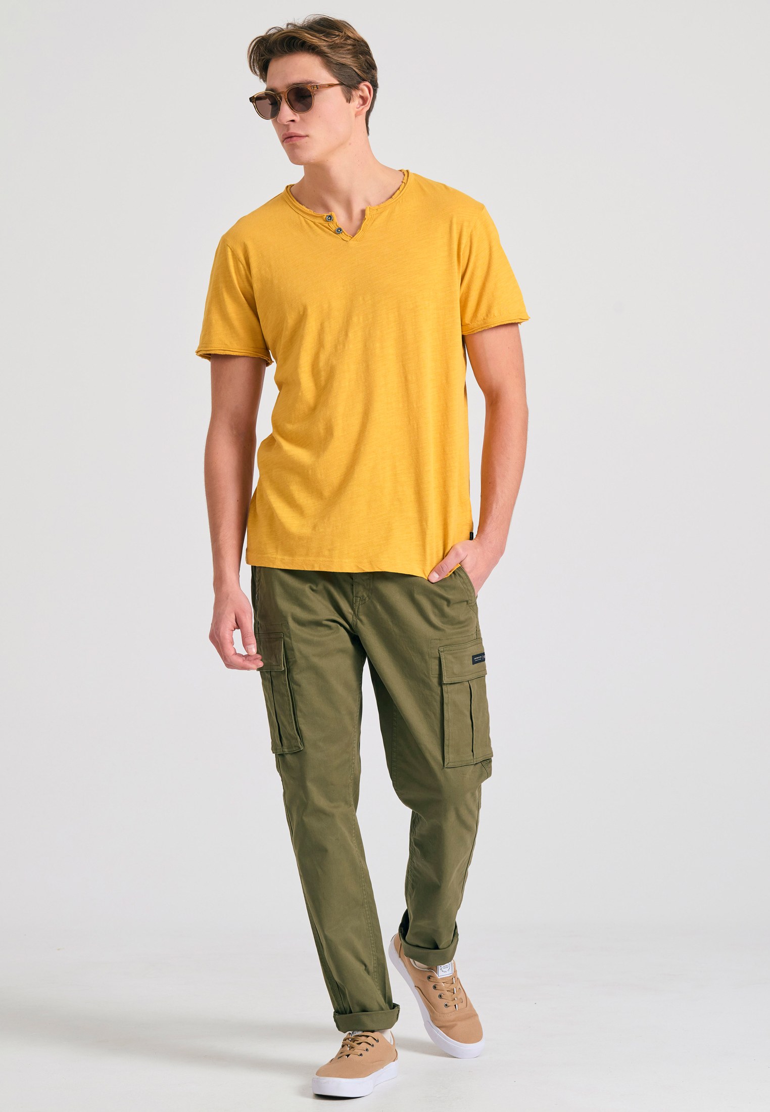 FBM011-004-04_MUSTARD