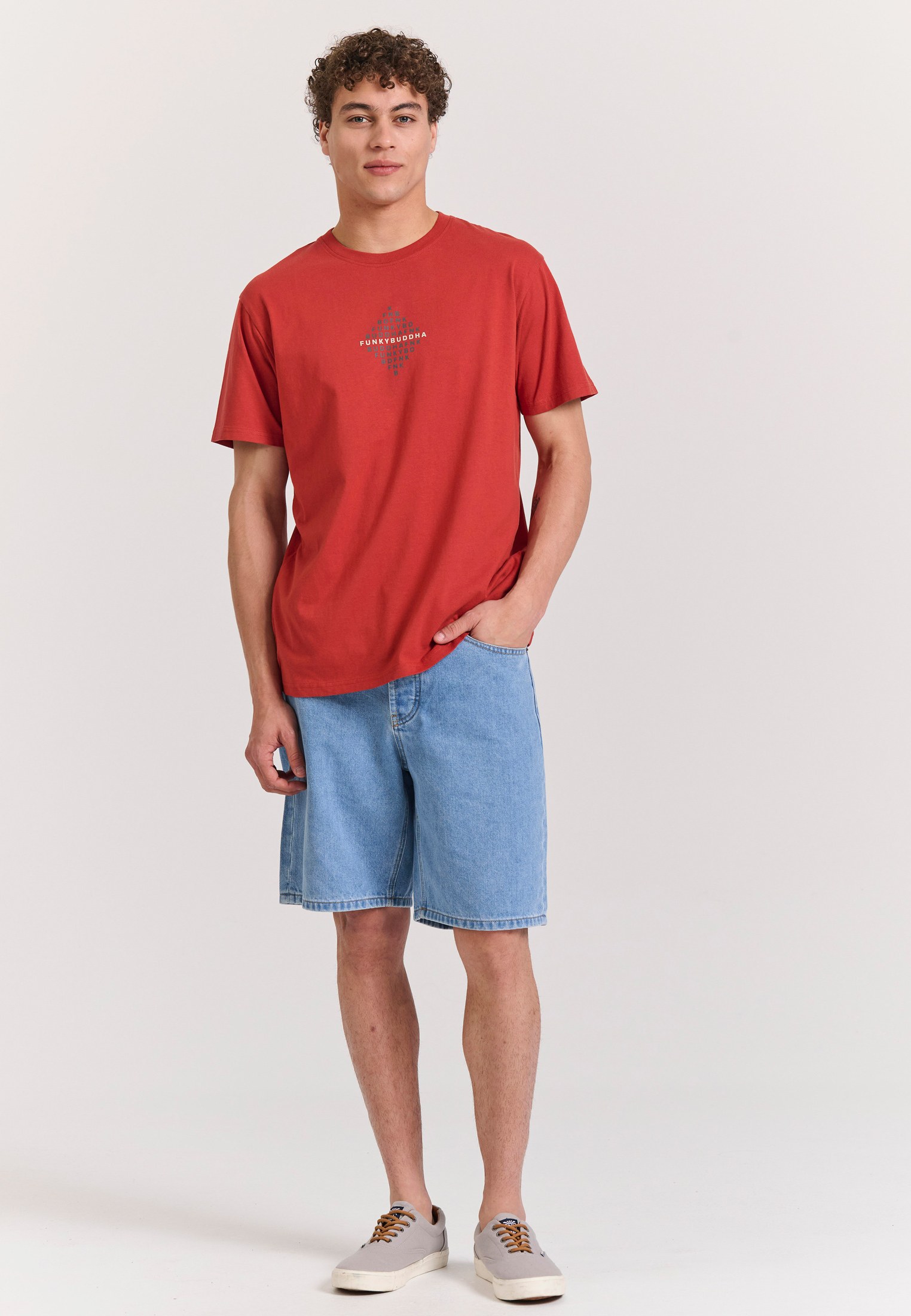 FBM011-048-04_SPICE BROWN