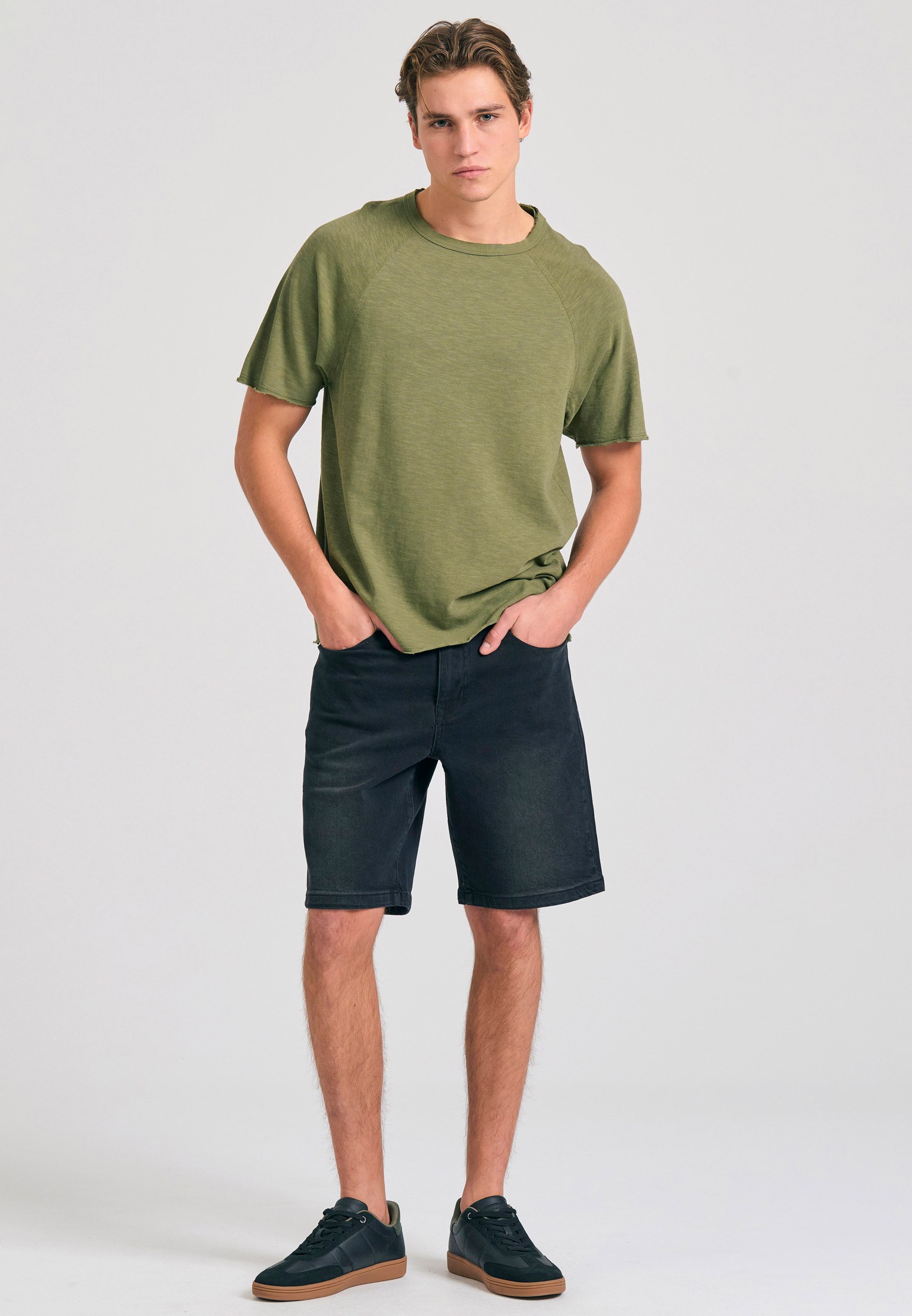FBM011-344-04_HUNTER GREEN